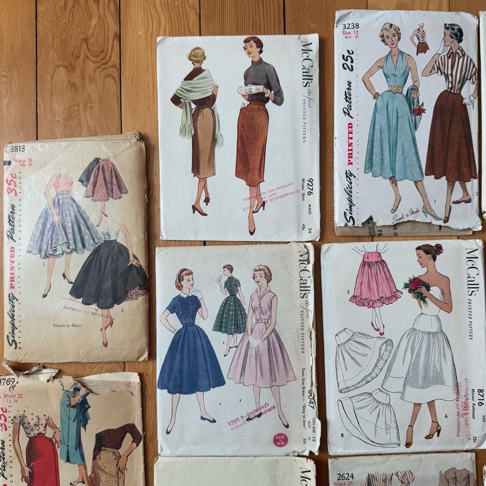 14 Vintage Sewing Patterns from the 1950’s & 60’s - Uncut - Picture 2 of 12